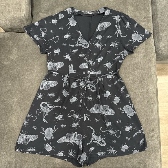 DISTURBIA Parasite Playsuit Black V-Neck Romper Bugs Print Goth w/ Tie (Size 8) - Picture 6 of 13